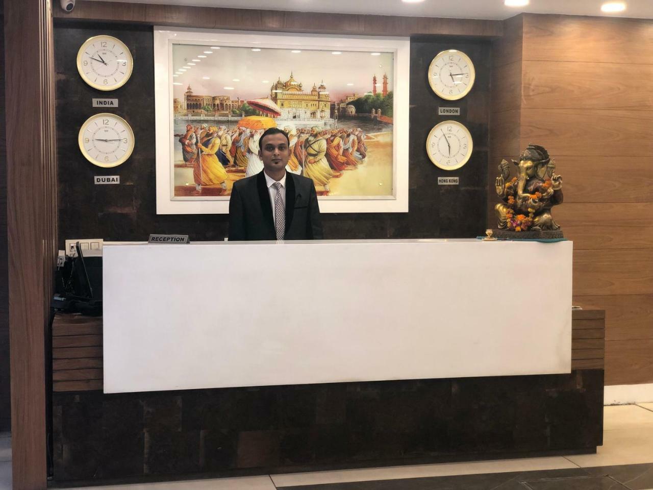 Hotel D S Inn Amritsar Exterior photo