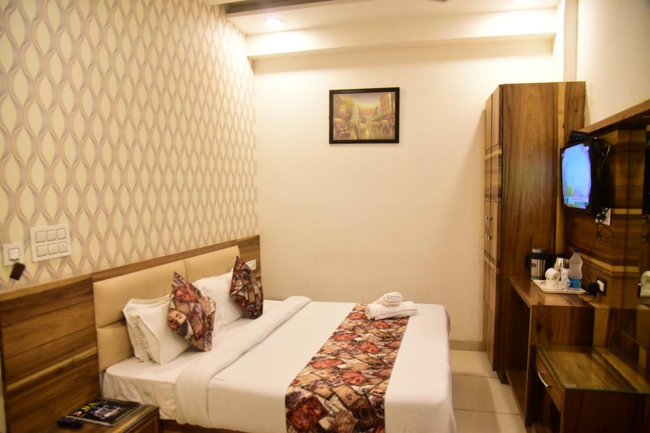 Hotel D S Inn Amritsar Exterior photo